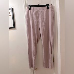 Uniqlo Pull-On Trouser Stretch Ankle Pants in Light Purple